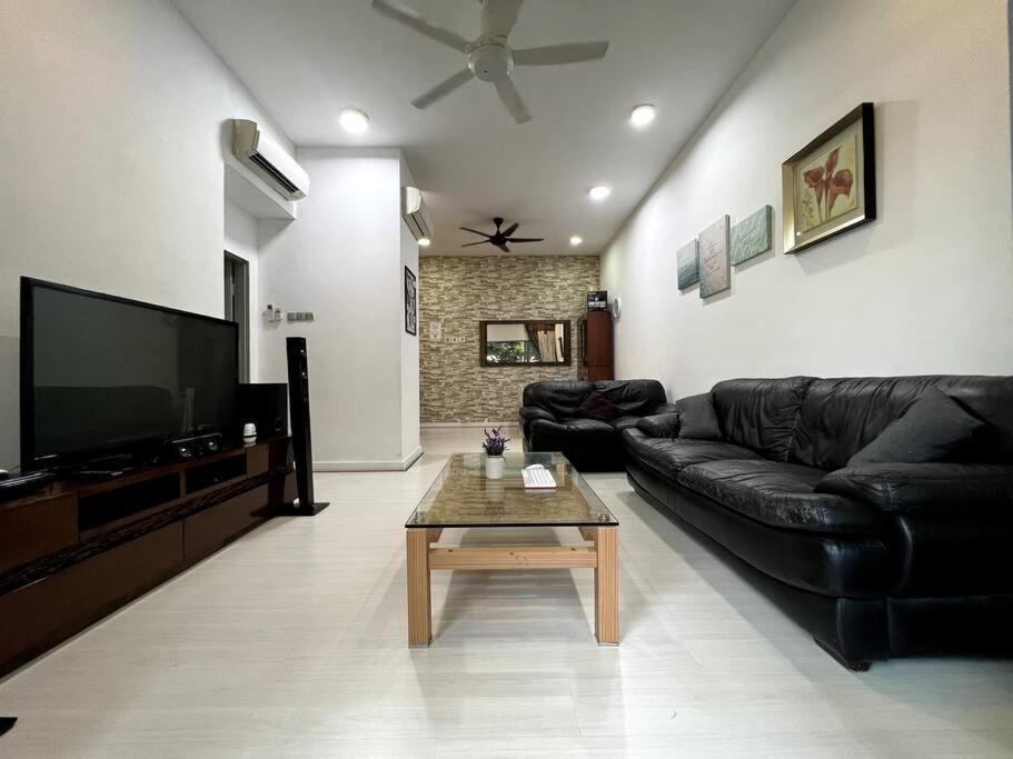Luxury The Loft Comfort & Convenient Homestay 4 Kota Kinabalu Eksteriør billede