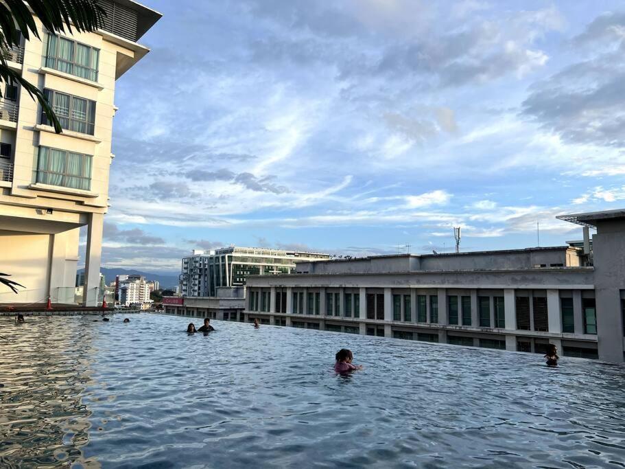 Luxury The Loft Comfort & Convenient Homestay 4 Kota Kinabalu Eksteriør billede