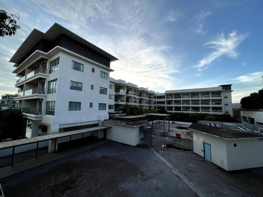 Luxury The Loft Comfort & Convenient Homestay 4 Kota Kinabalu Eksteriør billede