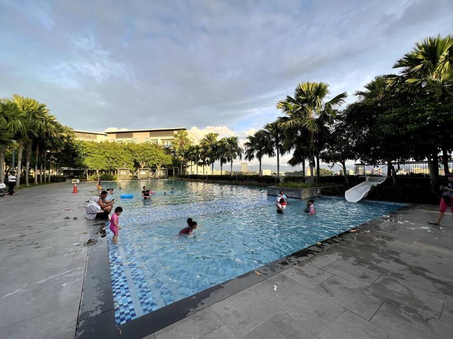 Luxury The Loft Comfort & Convenient Homestay 4 Kota Kinabalu Eksteriør billede